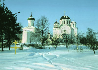 43.Крест на месте храма-усып. полоцких еп. в Спасо-Евф.мон.